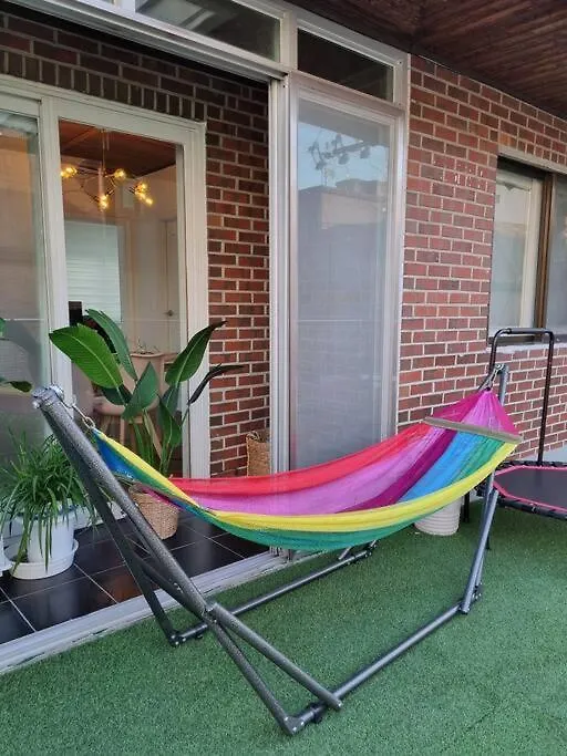 Hongdae Sky View Private Roof Garden House 2Br 2Qb 1Ssb Free Wifi Starbucks Capsule 외국인전용 Villa Seoul 0*,  Sydkorea